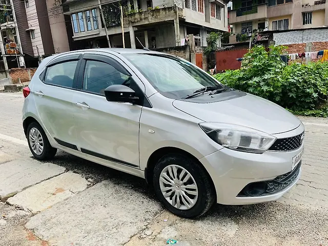 Used Tata Tiago [2016-2020] Revotron XT [2016-2019] in Guwahati