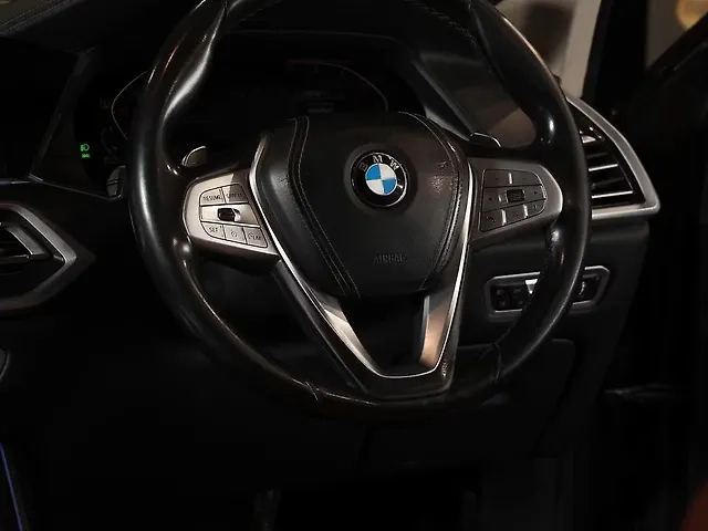 Used BMW X7 [2019-2023] xDrive30d DPE Signature in Ahmedabad