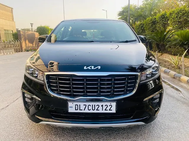 Used 2022 Kia Carnival in Delhi