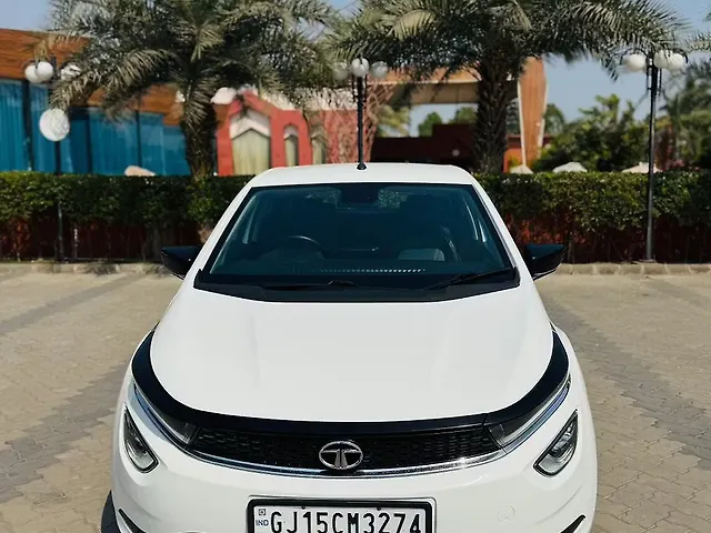 Used 2022 Tata Altroz in Surat