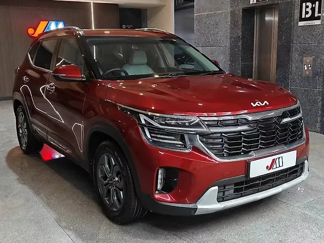 Used Kia Seltos [2023-2024] HTX 1.5 Petrol MT [2023-2024] in Ahmedabad