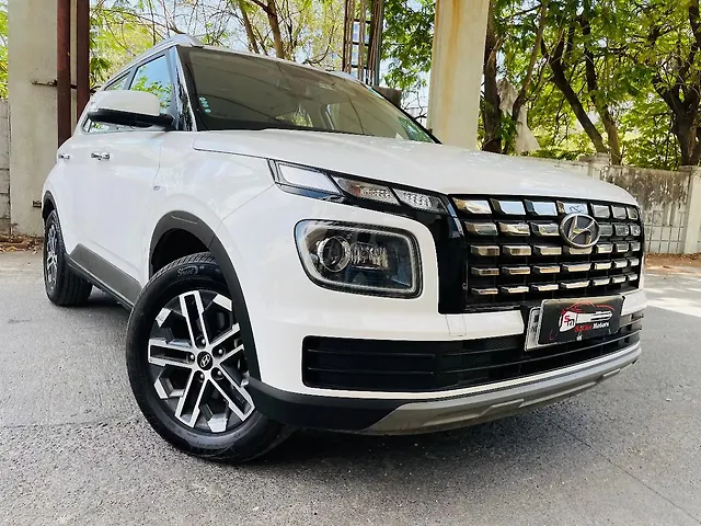 Used 2024 Hyundai Venue in Mumbai