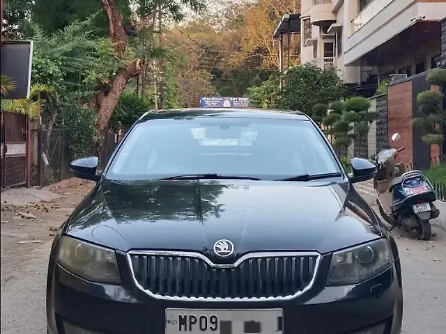 Used 2014 Skoda Octavia in Indore