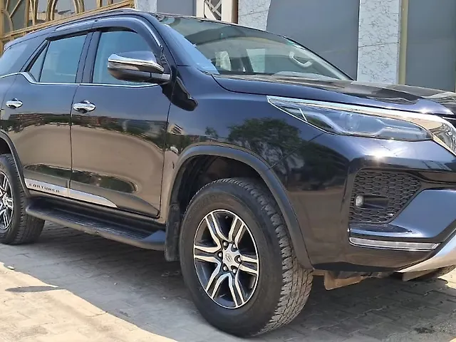 Used Toyota Fortuner 4x2 2WD Diesel 2.8L Turbo Automatic in Delhi