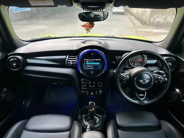 Used Mini Cooper Convertible S in Delhi