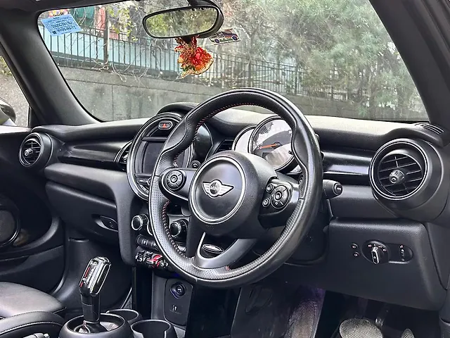 Used Mini Cooper Convertible S in Delhi