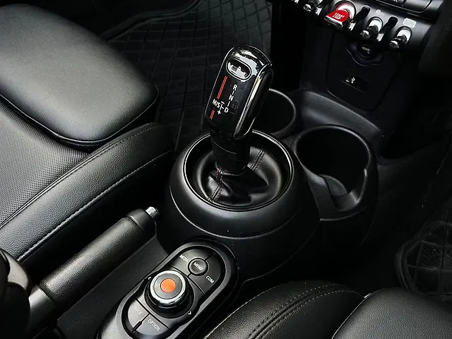 Used Mini Cooper Convertible S in Delhi