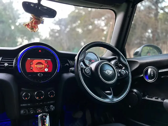 Used Mini Cooper Convertible S in Delhi