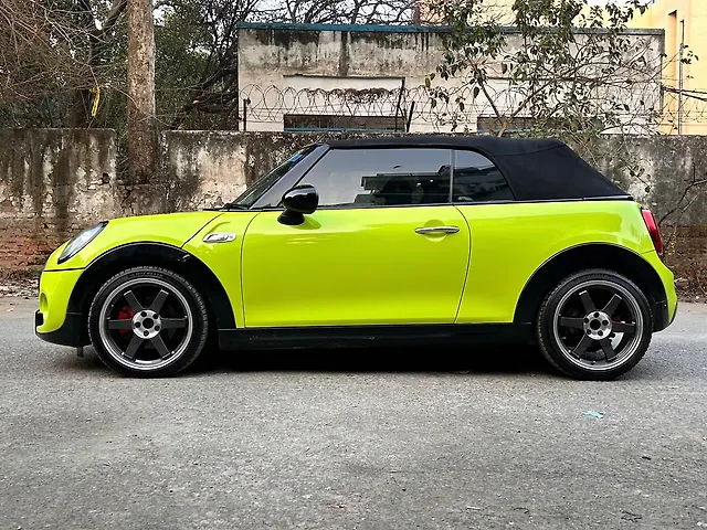 Used Mini Cooper Convertible S in Delhi