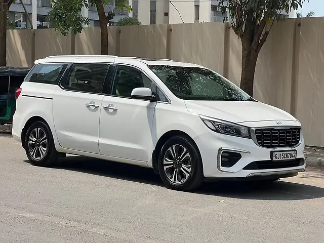 Used 2022 Kia Carnival in Surat Used 2022 Kia Carnival in Surat