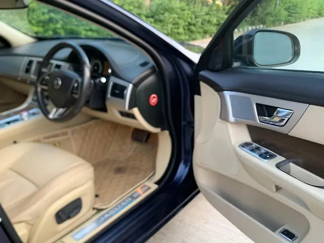 Used 2014 Jaguar XF in Delhi