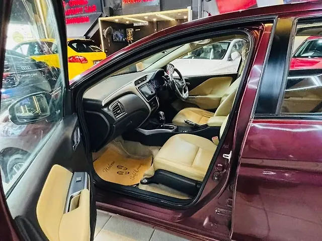 Used Honda City 4th Generation V Petrol [2017-2019] in Mumbai