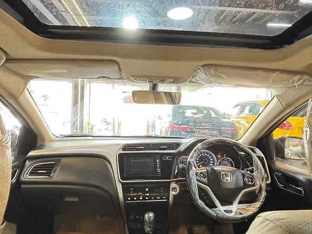 Used Honda City 4th Generation V Petrol [2017-2019] in Mumbai