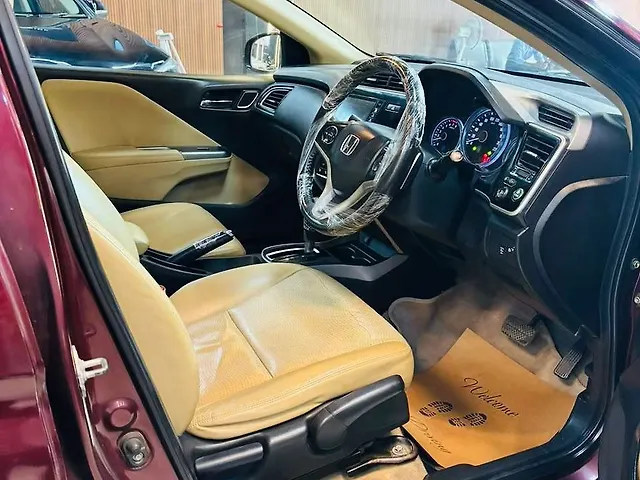 Used Honda City 4th Generation V Petrol [2017-2019] in Mumbai