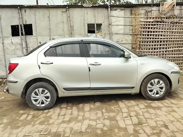 Used Maruti Suzuki Dzire [2017-2020] VDi in Motihari