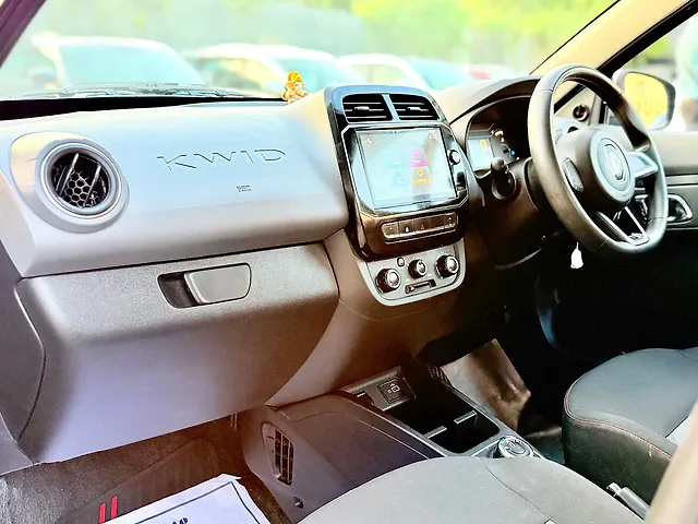 Used Renault Kwid [2019-2022] 1.0 RXT AMT Opt [2019-2020] in Surat
