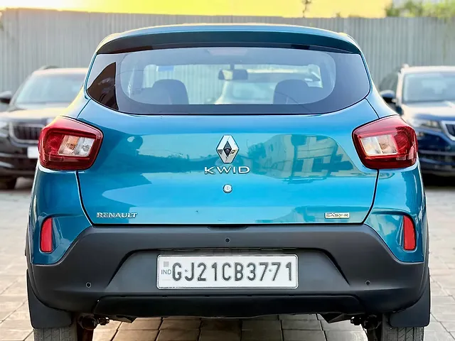 Used Renault Kwid [2019-2022] 1.0 RXT AMT Opt [2019-2020] in Surat