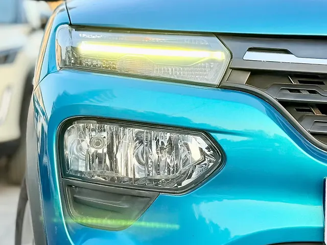 Used Renault Kwid [2019-2022] 1.0 RXT AMT Opt [2019-2020] in Surat