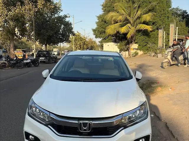 Used Honda City 4th Generation V CVT Petrol [2017-2019] in Ahmedabad