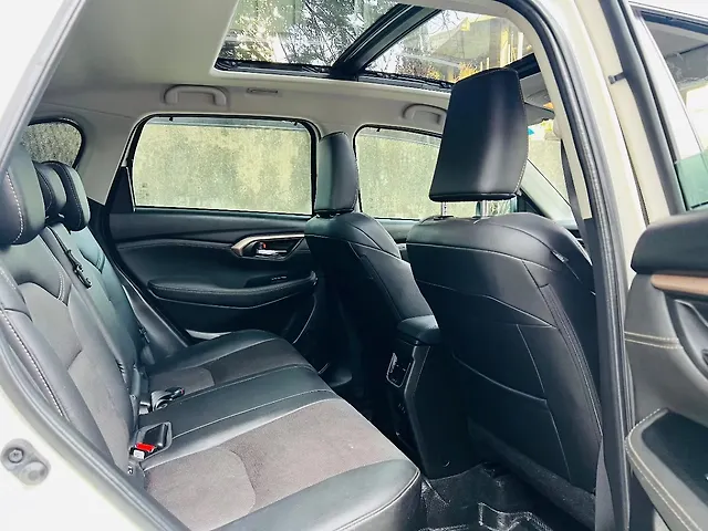 Used Maruti Suzuki Grand Vitara Alpha Plus Intelligent Hybrid eCVT Dual Tone [2022-2025] in Mumbai