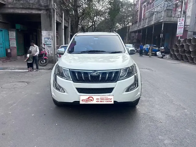 Used 2017 Mahindra XUV500 in Kolkata