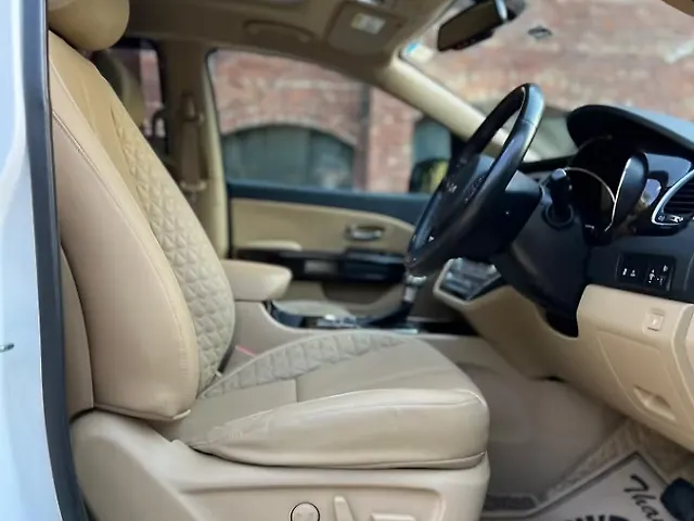 Used Kia Carnival [2020-2023] Limousine Plus 7 STR in Delhi