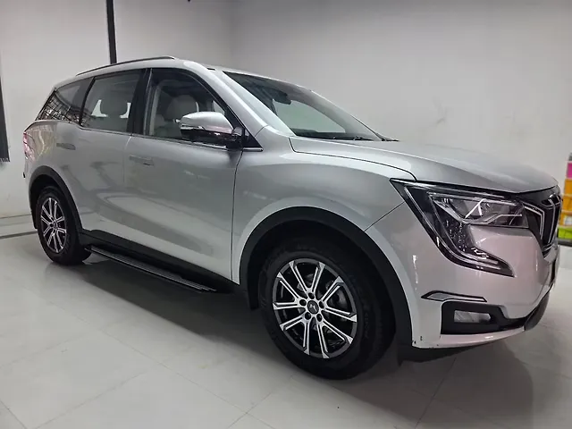 Used Mahindra Old Generation XUV700 AX7 Luxury Pack AWD Diesel 2.2L Turbo Automatic 7 STR in Bangalore Used Mahindra Old Generation XUV700 AX7 Luxury Pack AWD Diesel 2.2L Turbo Automatic 7 STR in Bangalore