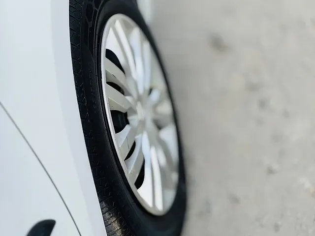Used Maruti Suzuki Dzire [2017-2020] VXi in Surat