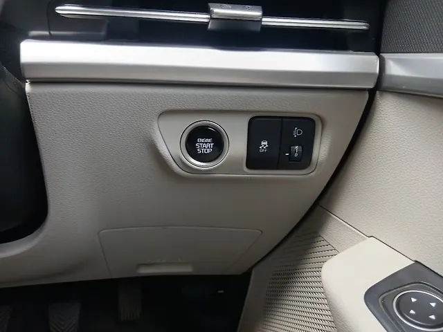 Used Kia Carens [2022-2023] Prestige Plus 1.5 Diesel MT 7 STR in Mumbai