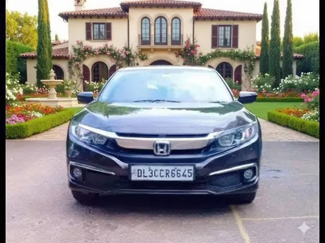Used 2019 Honda Civic in Delhi