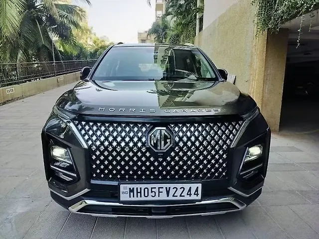 Used 2025 MG Hector Plus in Mumbai