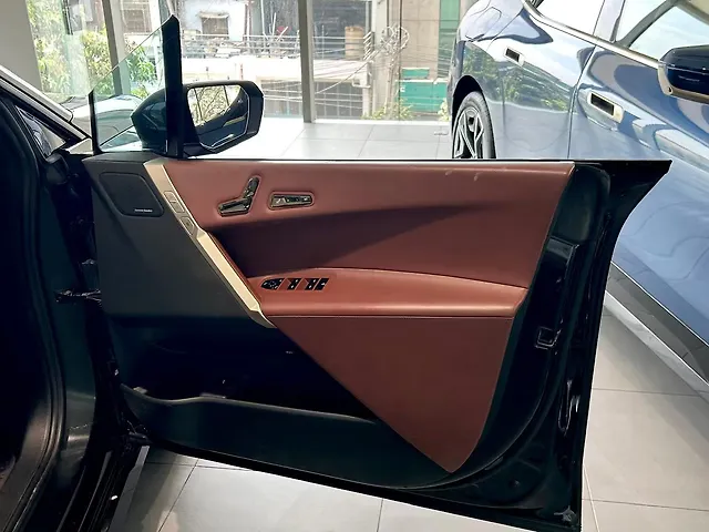 Used BMW iX xDrive 40 in Delhi