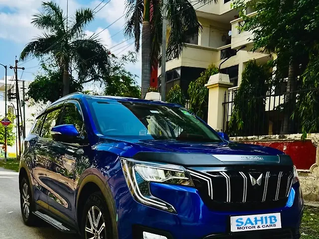 Used Mahindra Old Generation XUV700 AX7 Luxury Pack 2WD Diesel 2.2L Turbo Manual 7 STR in Agra Used Mahindra Old Generation XUV700 AX7 Luxury Pack 2WD Diesel 2.2L Turbo Manual 7 STR in Agra