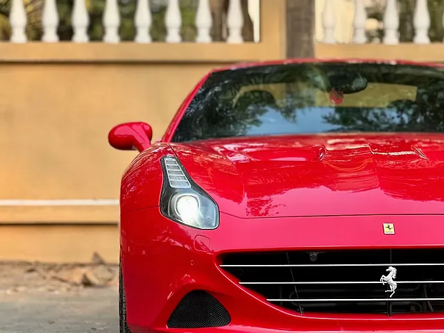 Used Ferrari California T in Mumbai
