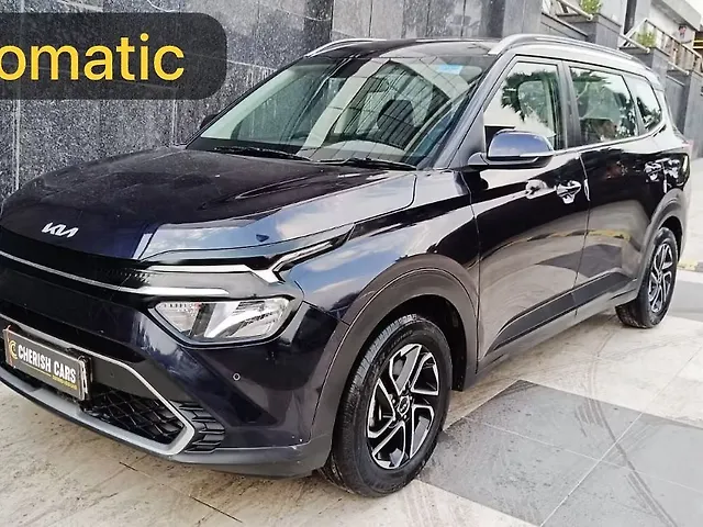 Used 2022 Kia Carens in Delhi