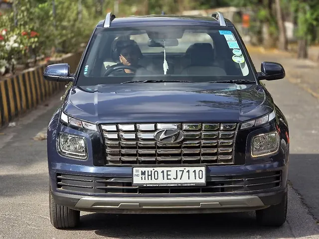 Used 2023 Hyundai Venue in Mumbai