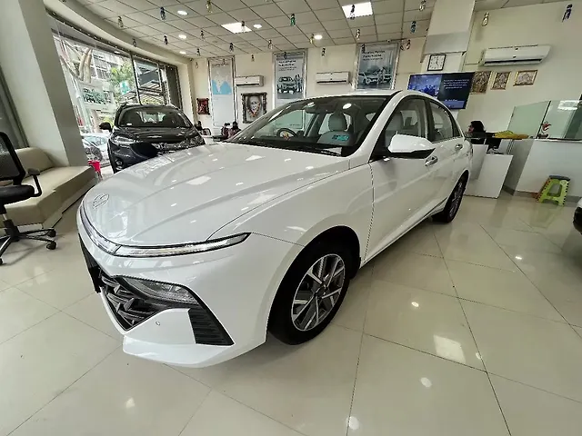 Used Hyundai Verna [2023-2026] SX Petrol 1.5L Manual in Mumbai