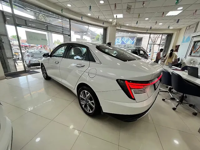 Used Hyundai Verna [2023-2026] SX Petrol 1.5L Manual in Mumbai