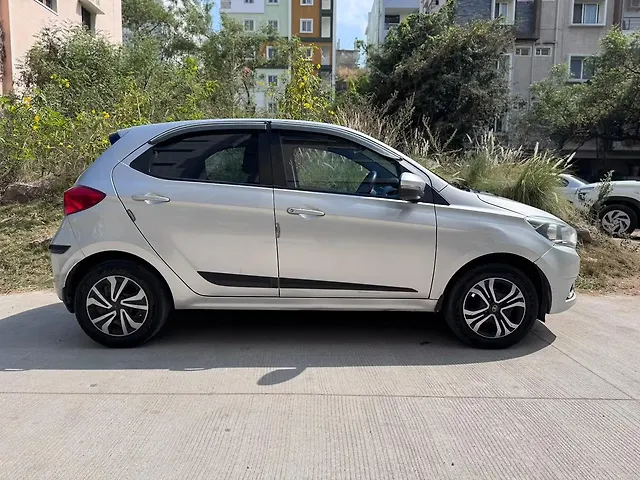 Used Tata Tiago [2016-2020] Revotron XZ in Hyderabad