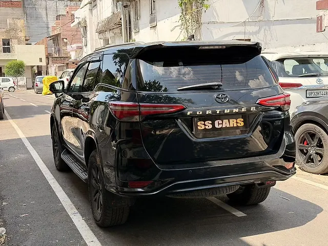 Used Toyota Fortuner [2016-2021] 2.7 4x2 AT [2016-2020] in Lucknow