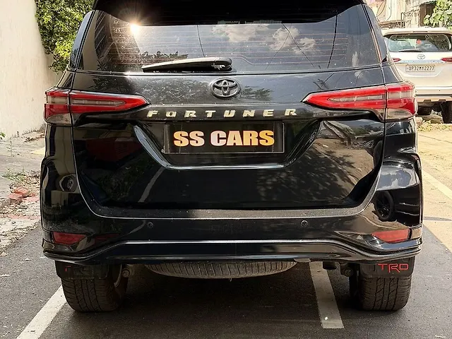 Used Toyota Fortuner [2016-2021] 2.7 4x2 AT [2016-2020] in Lucknow