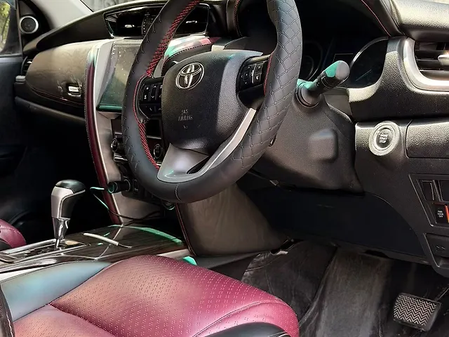 Used Toyota Fortuner [2016-2021] 2.7 4x2 AT [2016-2020] in Lucknow