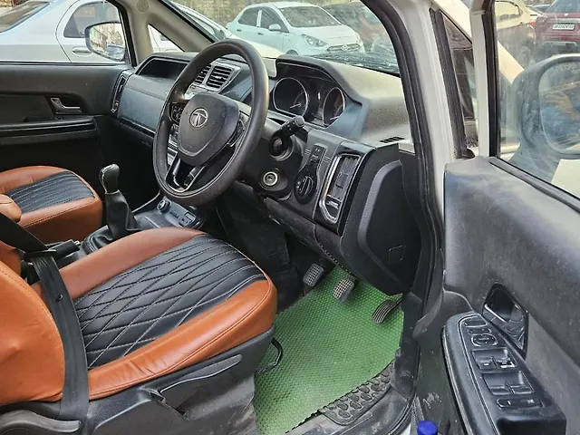 Used Tata Hexa [2017-2019] XM 4x2 7 STR in Kanpur
