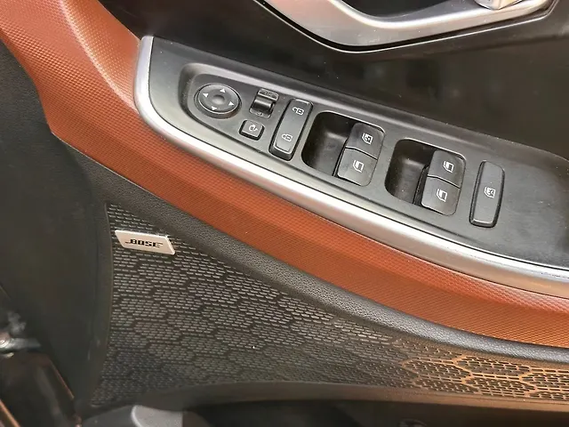 Used Hyundai Alcazar [2021-2023] Signature 6 STR 2.0 Petrol in Kolkata