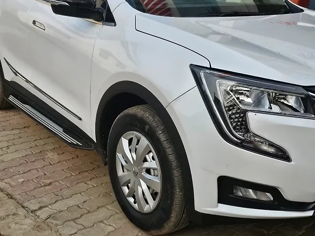 Used Mahindra Old Generation XUV700 MX Diesel MT 5 STR [2021] in Lucknow