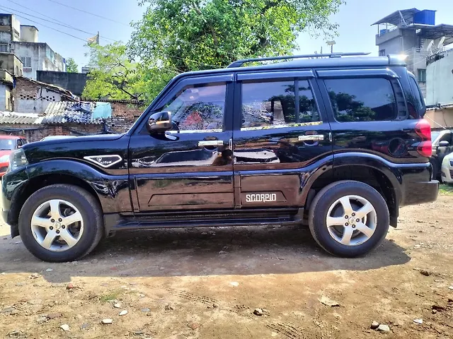 Used Mahindra Scorpio S11 MT 7S [2022] in Kolkata