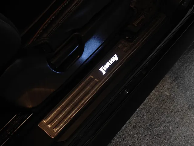 Used Maruti Suzuki Jimny Alpha Petrol Automatic in Ahmedabad
