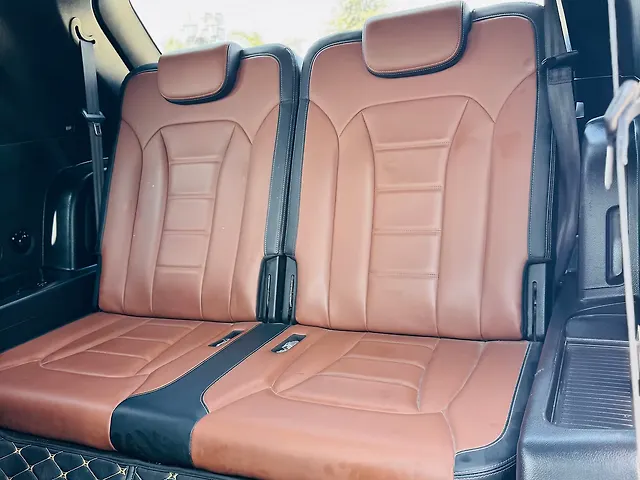 Used Mahindra Alturas G4 4WD AT in Surat