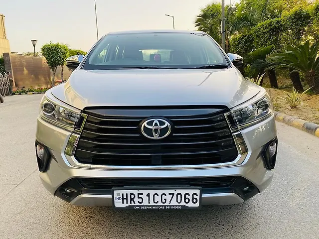 Used 2022 Toyota Innova Crysta in Delhi