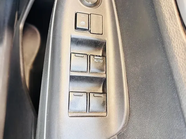 Used Honda Jazz [2015-2018] V AT Petrol in Mumbai